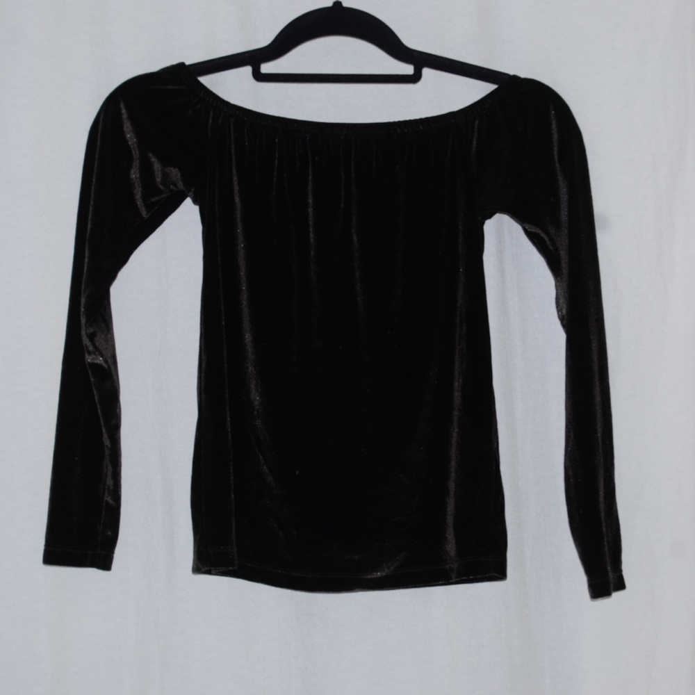 Off the shoulder velvet top